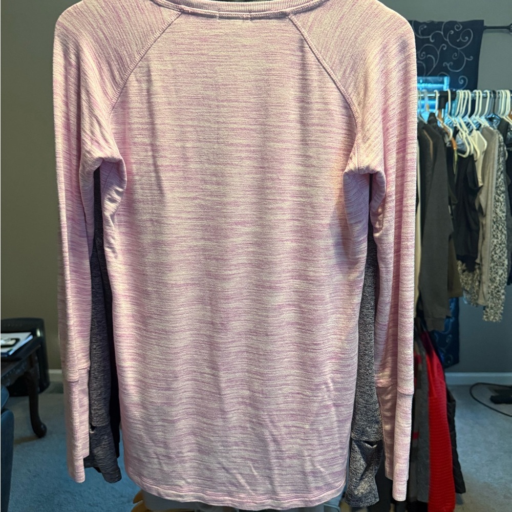 Champion Lavender Long Sleeve Top - Picture 3 of 3